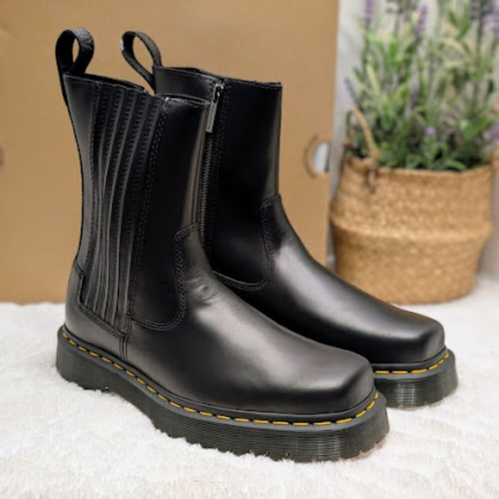 Dr. Martens Amaayah Lo Black Orleans Leather Square Toe Boots UK 7 NIB - Picture 3 of 13